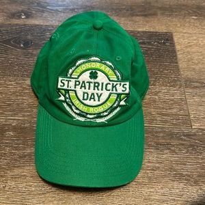 American crown st.‎ Patrick’s day hat